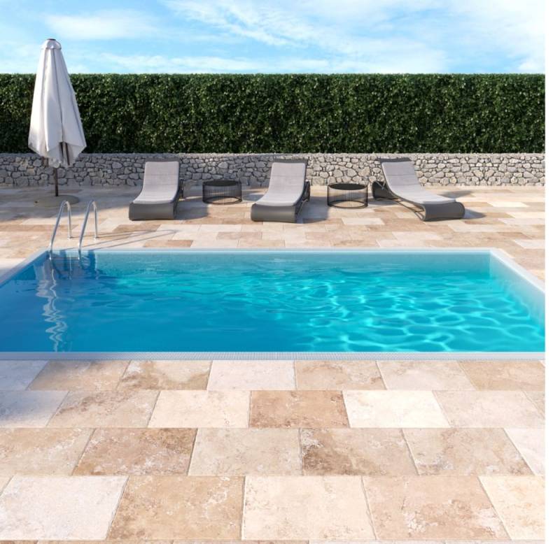 Quel carrelage autour d'une piscine à Uzès dans le Gard?
