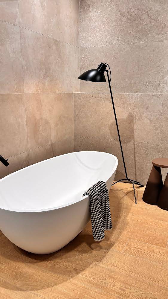 Carrelage terrasse extérieur effet pierre pour une terrasse - Uzès dans le Gard