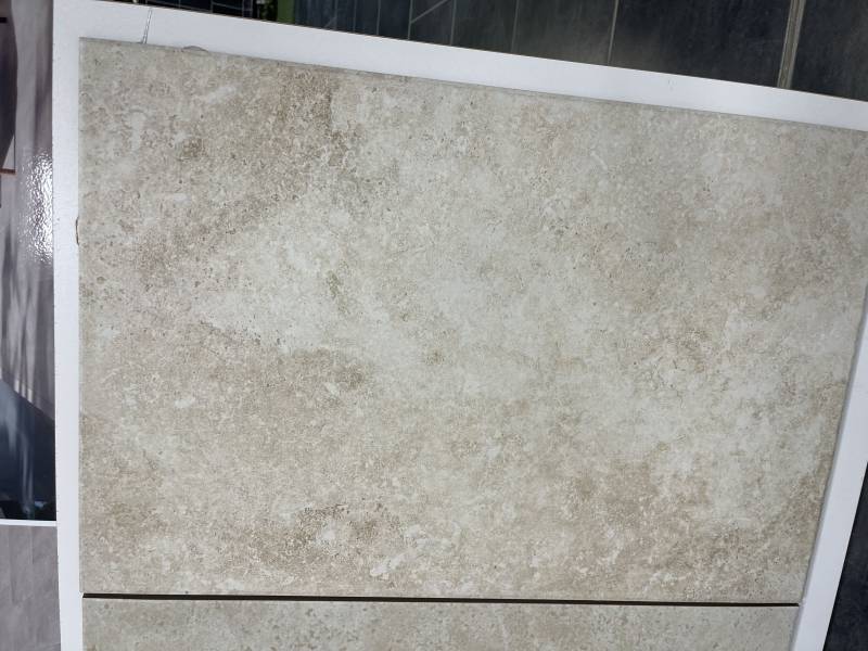 Carrelage effet pierre de travertin