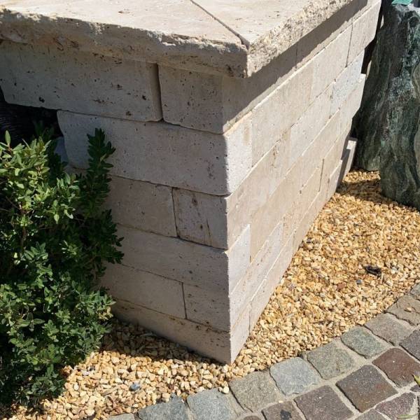 bordure de travertin Finition Vieillie Tambour